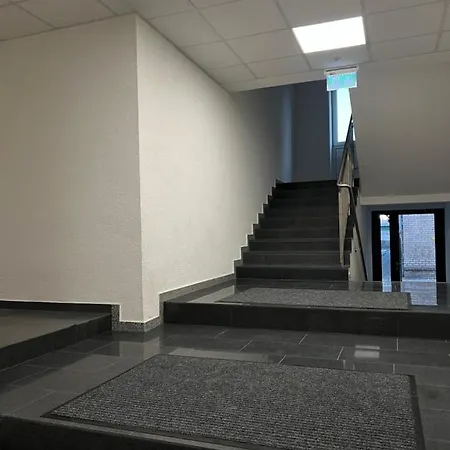 111 Near Old Town Apartamento