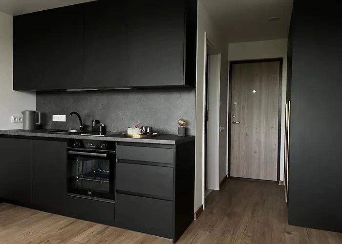 111 Near Old Town Apartamento