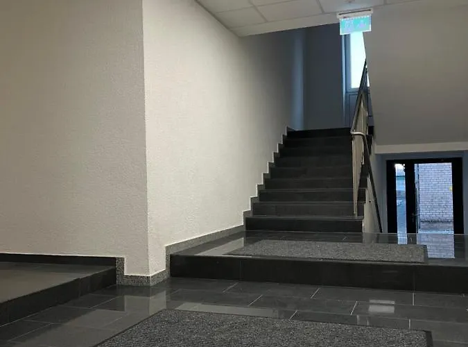 111 Near Old Town Apartamento